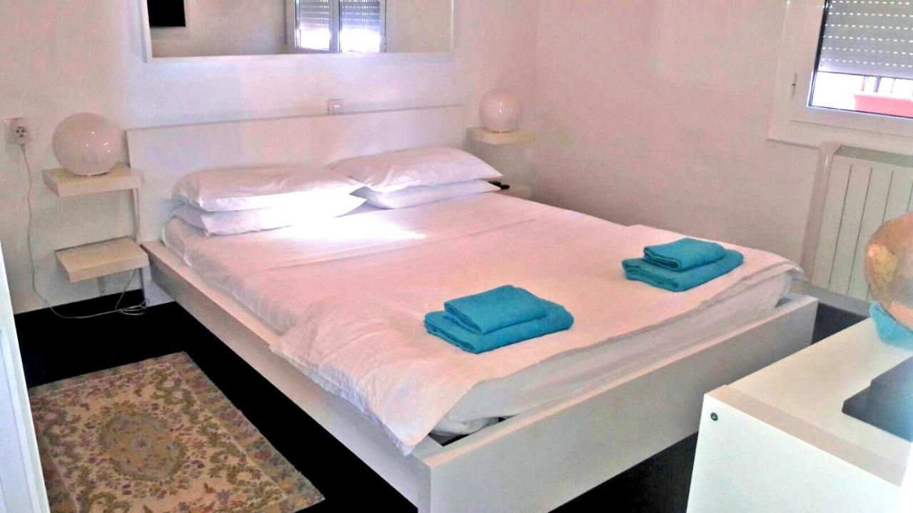 Amazing Seaview Apartment With Terrace & Parking - Casa Artevida Roses Exterior photo